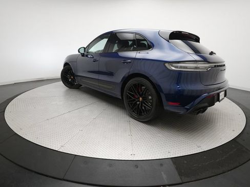 Certified 2022 Porsche Macan GTS w/ Premium Package Plus AWD/4WD image 35