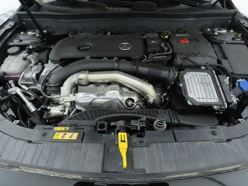 Certified 2025 Mercedes-Benz GLB 250 GLB 250 image 29