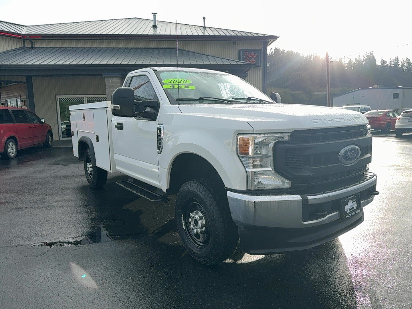 Used 2020 Ford F250 XL w/ Power Equipment Group AWD/4WD image 3