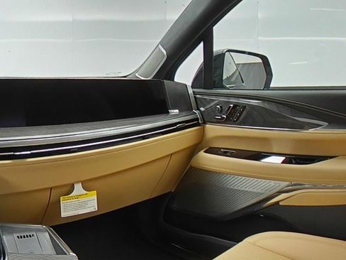 New 2025 Cadillac Escalade IQ Sport 2 w/ LPO, ONYX Package image 11