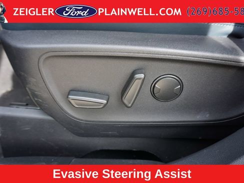 Used 2023 Ford Bronco Sport Outer Banks w/ Tech Package AWD/4WD image 18