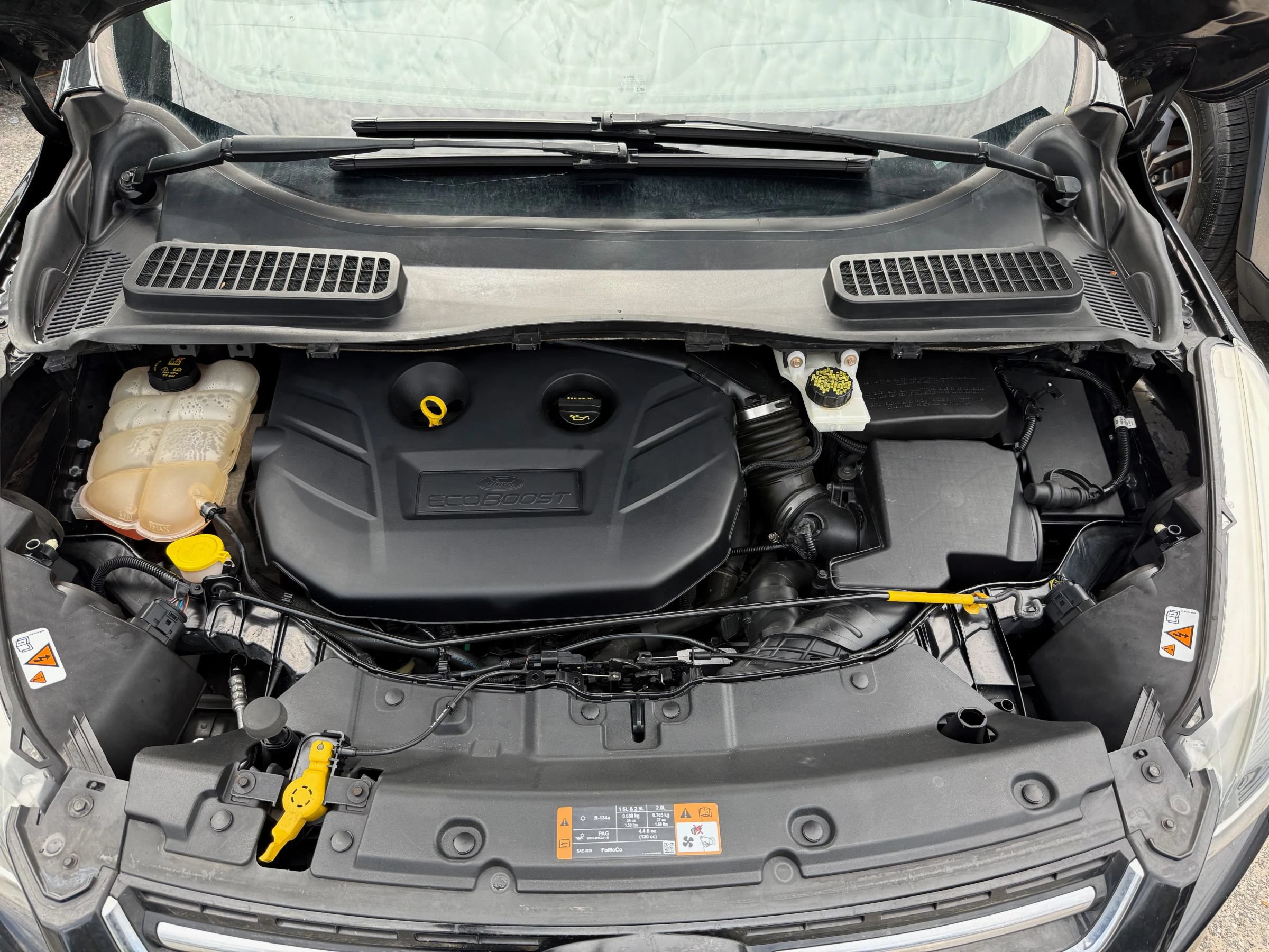 Used 2014 Ford Escape Titanium w/ Equipment Group 401A FWD image 17
