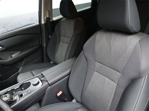 New 2026 Nissan Rogue SV image 33