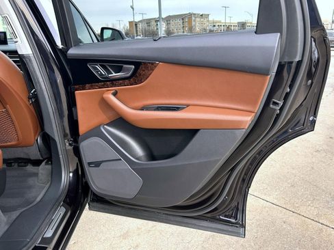 Used 2018 Audi Q7 3.0T Prestige w/ Prestige Package image 17