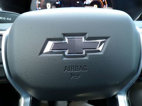 Used 2024 Chevrolet Colorado ZR2 w/ Technology Package image 22