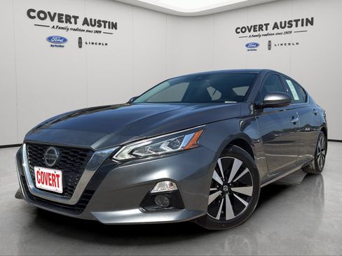 Used 2022 Nissan Altima 2.5 SL FWD image 1