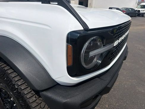 Used 2022 Ford Bronco Wildtrak AWD/4WD image 15