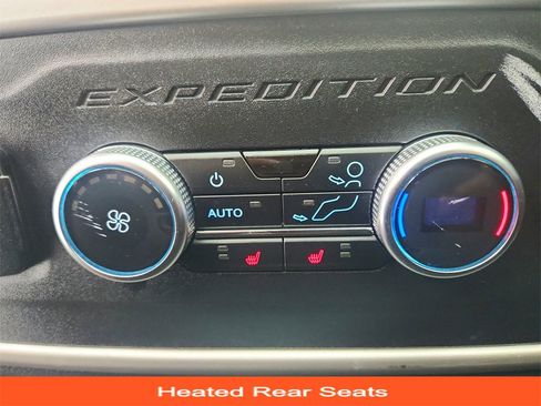 Used 2023 Ford Expedition Limited image 34