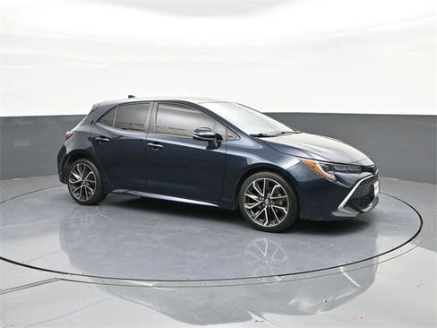 Used 2021 Toyota Corolla XSE image 17