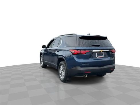 Certified 2023 Chevrolet Traverse LT FWD image 6