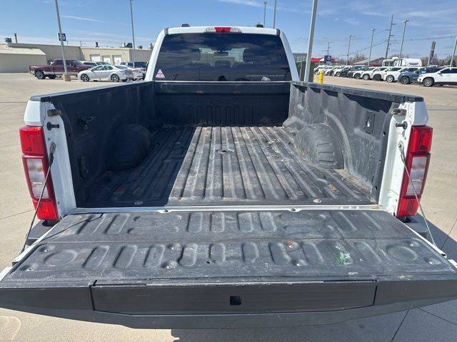 Used 2022 Ford F350 Lariat w/ Chrome Package AWD/4WD image 8