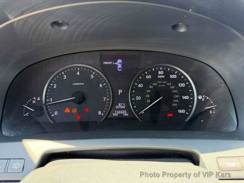 Used 2013 Lexus LS 460 w/ Comfort Pkg RWD image 16