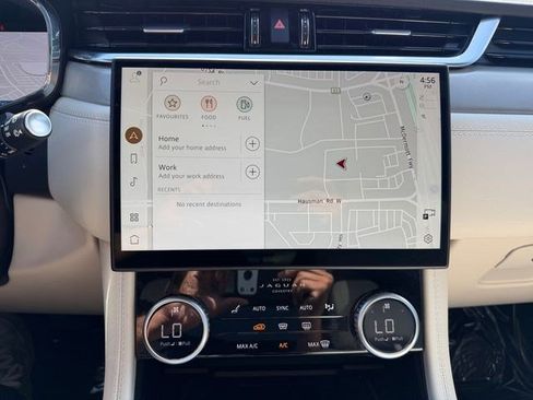 Used 2025 Jaguar F-PACE R-Dynamic S AWD/4WD image 19