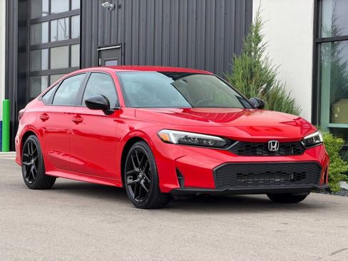 Used 2025 Honda Civic Sport image 4
