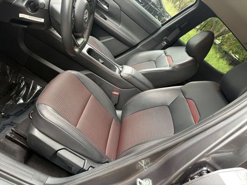 Used 2026 Nissan Kicks SR FWD image 35