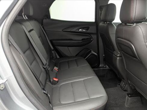 Used 2024 Chevrolet TrailBlazer RS w/ Convenience Package AWD/4WD image 19