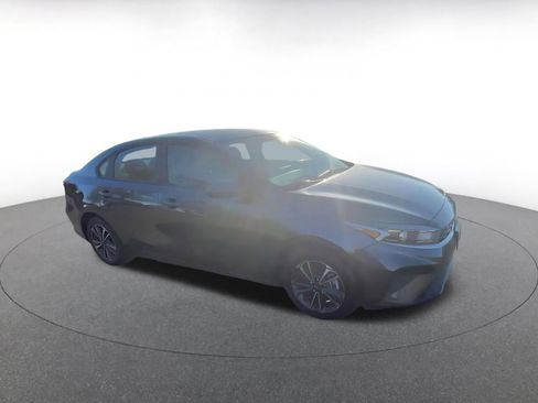 Used 2024 Kia Forte LXS image 2