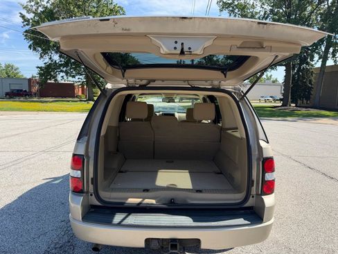 Used 2007 Ford Explorer XLT AWD/4WD image 15