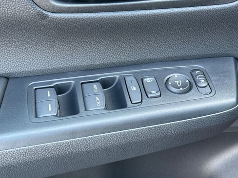 Used 2026 Honda CR-V Sport image 11