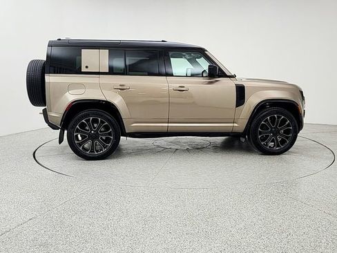 New 2026 Land Rover Defender 110 OCTA AWD/4WD image 4