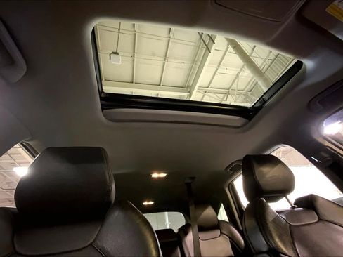 Used 2018 Acura MDX SH-AWD image 13