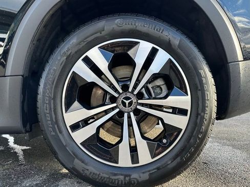 Used 2026 Mercedes-Benz GLB 250 4MATIC image 11