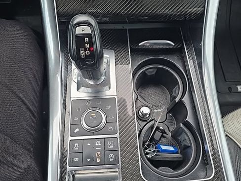 Used 2017 Land Rover Range Rover Sport SVR AWD/4WD image 8