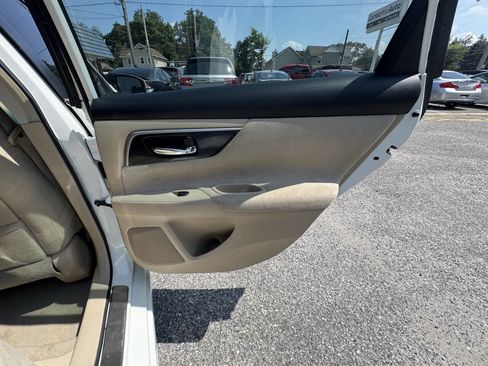 Used 2013 Nissan Altima 2.5 SV w/ 2.5SV Convenience Pkg image 58