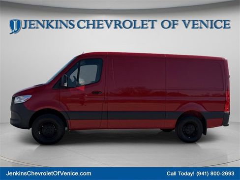 Used 2024 Mercedes-Benz Sprinter 2500 image 10
