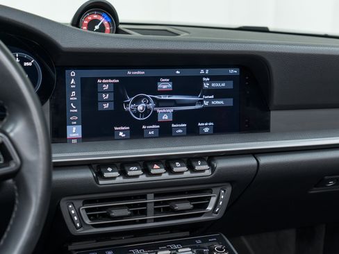 Certified 2020 Porsche 911 Carrera S image 24