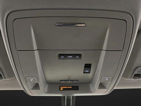 Used 2016 GMC Sierra 1500 SLE w/ SLE Value Package image 25