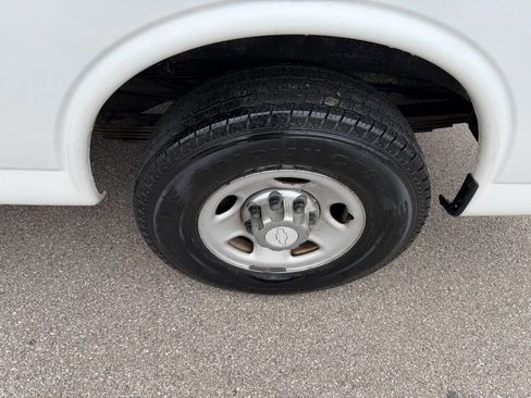 Used 2013 Chevrolet Express 3500 LT w/ LT Preferred Equipment Group image 38