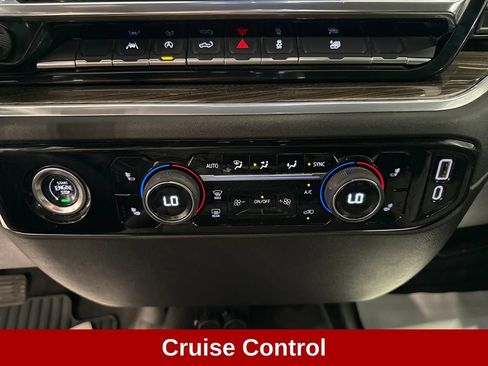 Used 2023 Chevrolet Silverado 1500 LT AWD/4WD image 17