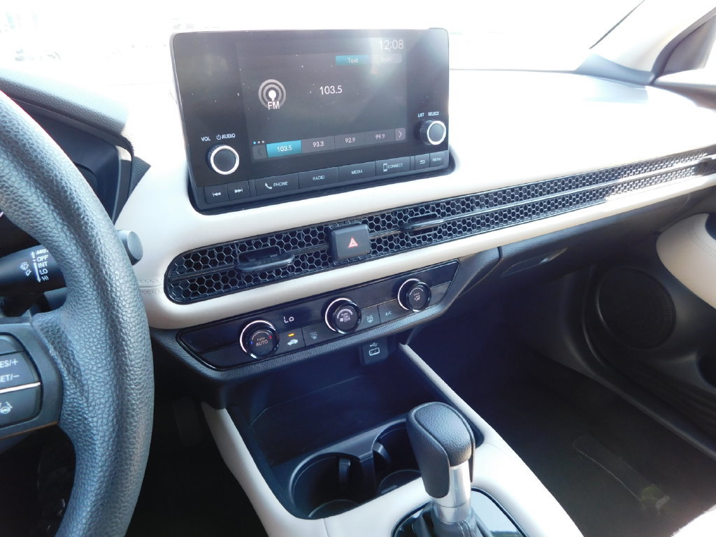 Certified 2024 Honda HR-V LX image 31