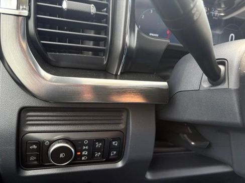 New 2026 Ford F250 Lariat w/ Lariat Premium Package AWD/4WD image 24