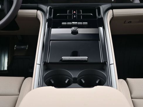 New 2026 Porsche Panamera 4 image 10