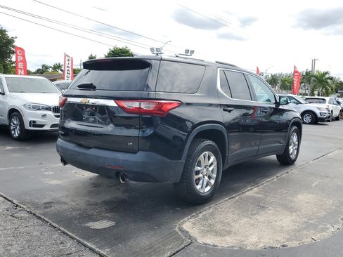 Used 2018 Chevrolet Traverse LT image 6