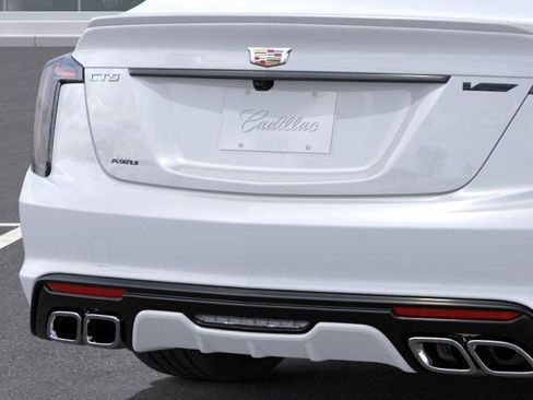 New 2026 Cadillac CT5 V w/ LPO, ONYX Package image 14