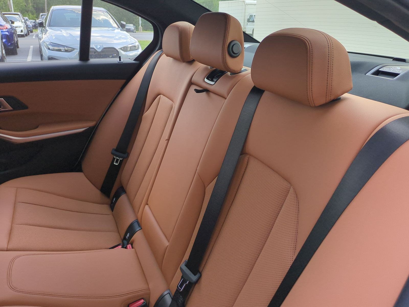 Used 2026 BMW 330i Sedan w/ Premium Package RWD image 28