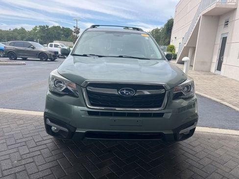 Used 2018 Subaru Forester 2.5i Touring AWD/4WD image 2