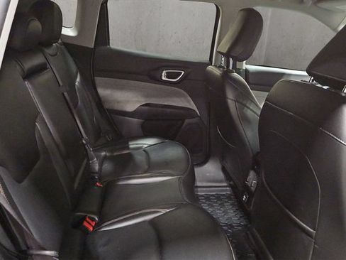 Used 2022 Jeep Compass Latitude AWD/4WD image 22