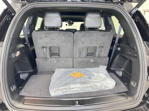 New 2025 Jeep Grand Cherokee L Altitude image 13