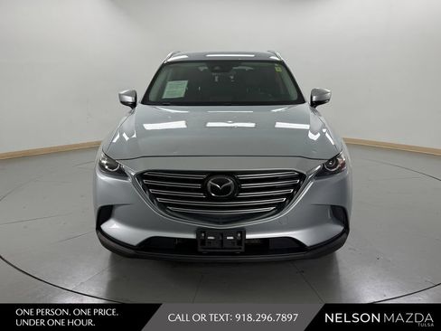 Used 2018 MAZDA CX-9 Touring FWD image 2