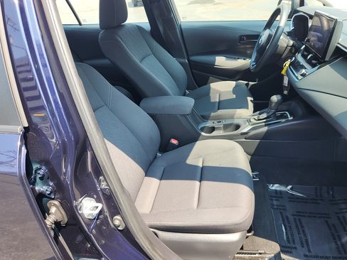 Used 2024 Toyota Corolla LE FWD image 27