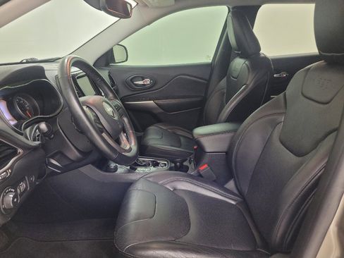 Used 2020 Jeep Cherokee Limited AWD/4WD image 17