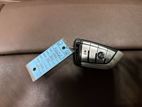 Used 2021 BMW X5 M50i w/ Premium Package AWD/4WD image 27