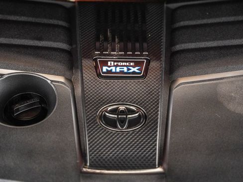 Used 2024 Toyota Tundra Capstone AWD/4WD image 25