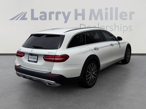 Used 2022 Mercedes-Benz E 450 4MATIC All-Terrain Wagon image 5
