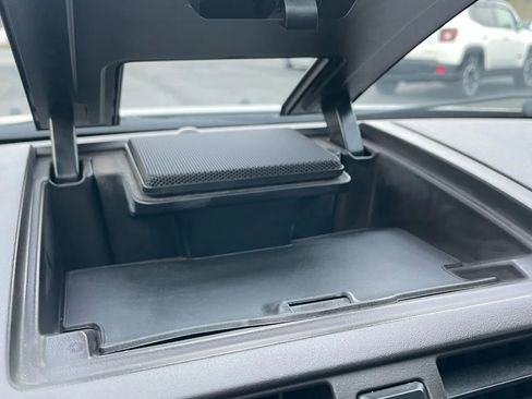 Used 2011 Ford Fusion SEL w/ 301A Rapid Spec Order Code image 14