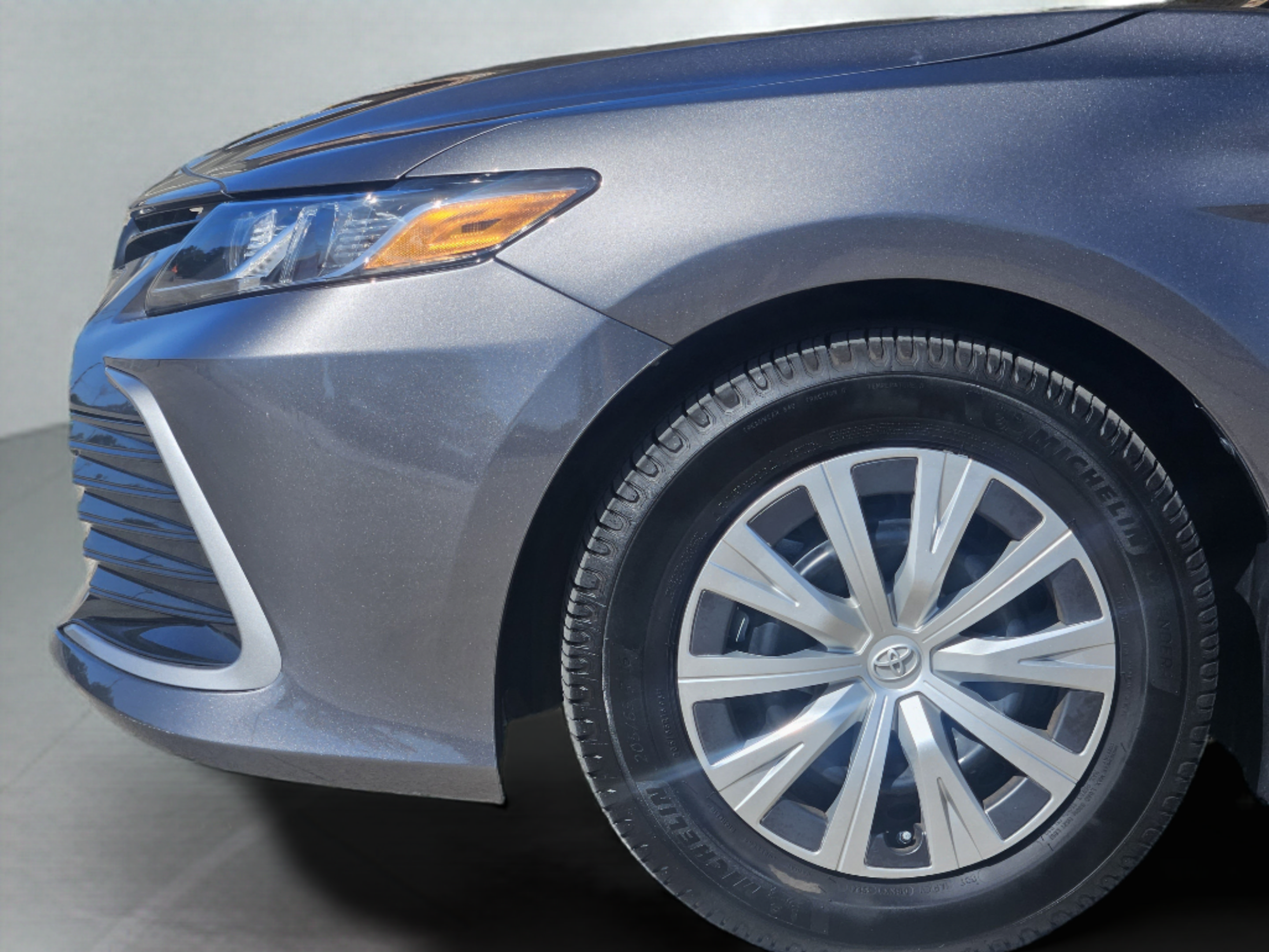 Used 2023 Toyota Camry LE FWD image 30